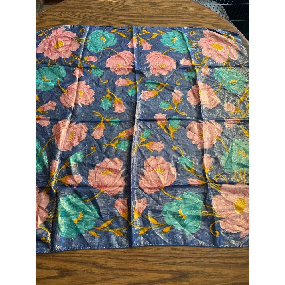 Set of two lightweight scarves made in Pakistan and India